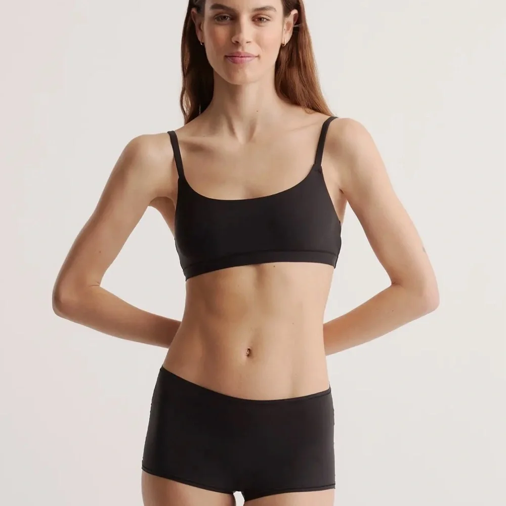 Quince Second Skin Scoop Neck Bralette in Black Size x-Large G253
